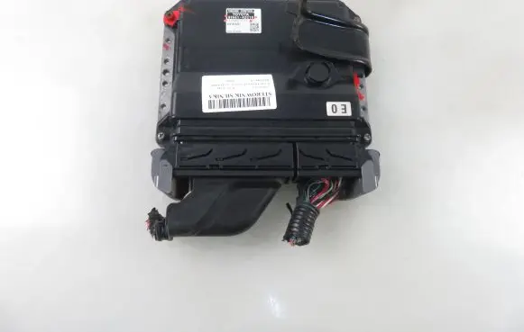 Toyota RAV 4 (XA30) Engine control unit/module 1758007743 8966142C10
