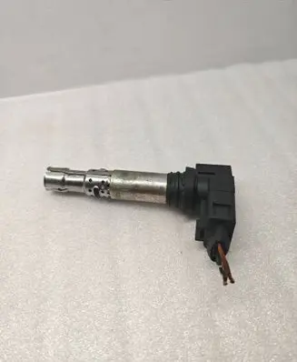 Volkswagen Golf IV High voltage ignition coil 036905100B EE1S3 78180001