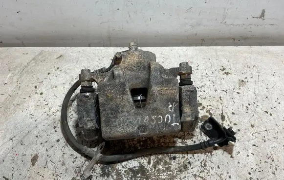 Hyundai Tucson TL Front brake caliper