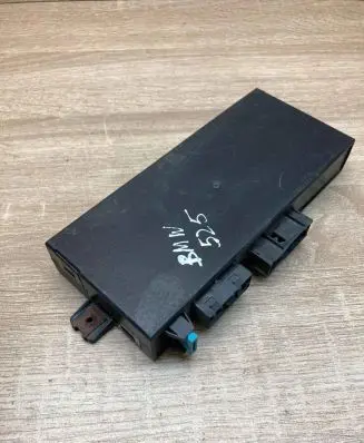 BMW 5 E34 Comfort/convenience module 8355139 084659057