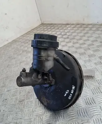 Volvo S40, V40 Brake booster