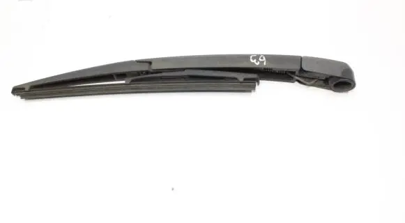 KIA Sorento Rear wiper blade arm