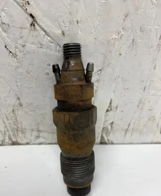 BMW 5 E34 Fuel injector