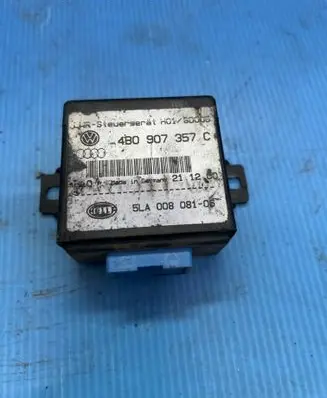 Audi A8 S8 D2 4D Light module LCM 4B0907357C 5LA00808106