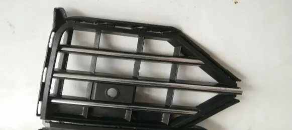 Volkswagen Touareg III Front bumper lower grill 760853666B