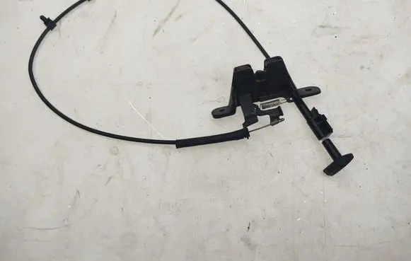 Volkswagen Jetta VI Seat back rest lock catch 5C6885682