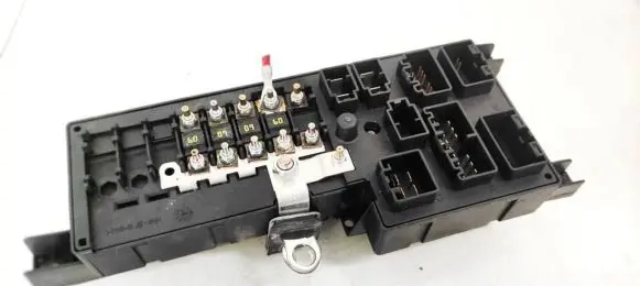 Volvo S80 Fuse box set 8678449 518788104