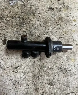Audi A6 S6 C4 4A Master brake cylinder