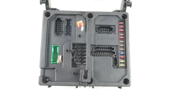 Seat Alhambra (Mk1) Central body control module 97VW14B205CB S108145300E