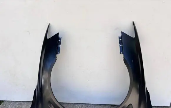 Mitsubishi Lancer VIII Fender 