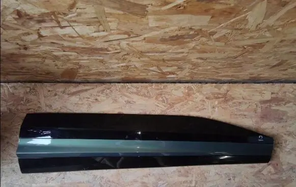 KIA Sportage Front door trim (molding) 87722R2300