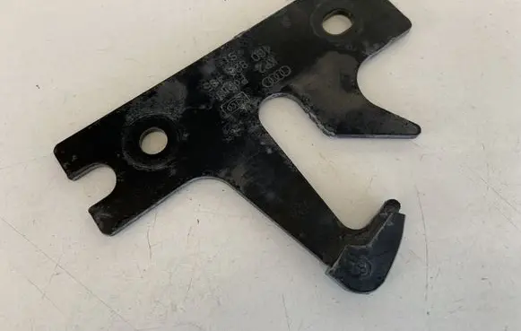 Audi A7 S7 4G Engine bonnet/hood lock/latch loop/hook 4G0823485