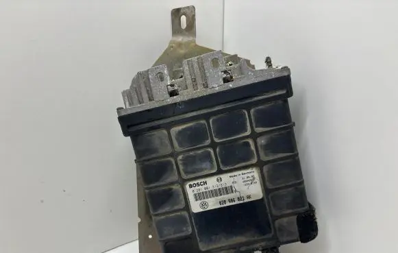 Volkswagen PASSAT B4 Engine control unit/module 028906021AK