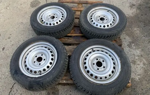 Peugeot Partner R15 steel rim 