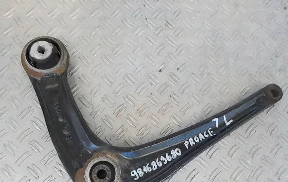 Toyota Proace Front lower control arm/wishbone 9816863580