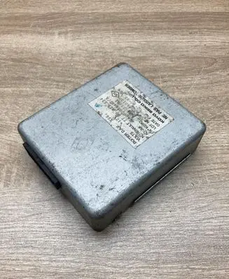 Renault Laguna I ABS control unit/module 7700829234