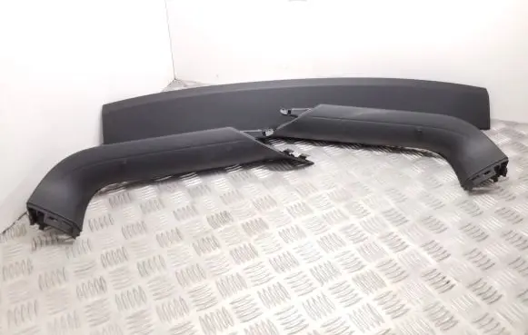 Volkswagen T-Roc Tailgate/trunk upper cover trim 2GA867707 2GA867703 2GA867704