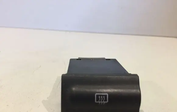 Windscreen/window heater switch