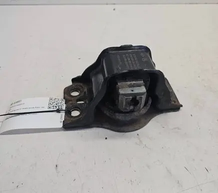 Renault Scenic II - Grand scenic II Engine mount bracket 8200592645