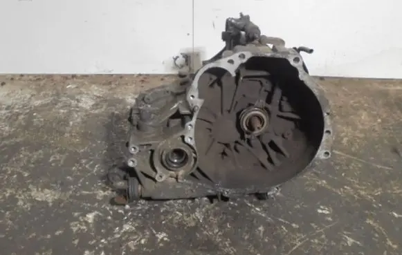 Nissan Primera Manual 4 speed gearbox 