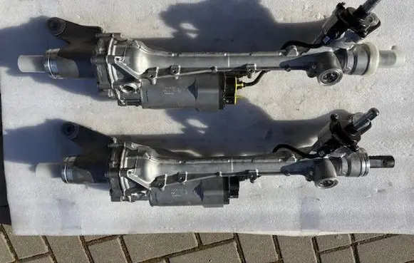 Land Rover Defender Steering rack D38KJ L8B23200AP