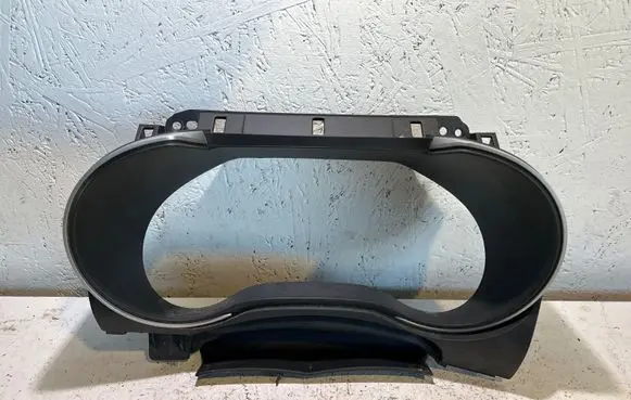 Radio/GPS head unit trim