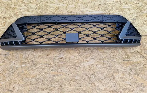 Seat Arona Front grill 6F9853667J