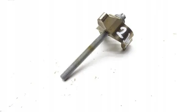 Mini Cooper Countryman R60 Fuel Injector clamp holder 