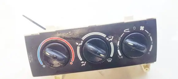 Renault Megane I Climate control unit 662370r