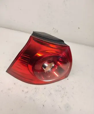 Volkswagen Golf V Rear/tail lights 1K6945095G