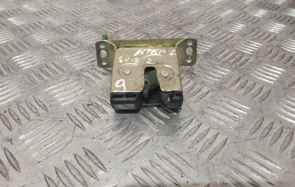 Opel Astra G Tailgate/trunk/boot lock/catch/latch 09130569