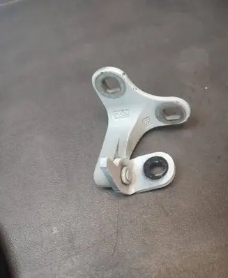 Tesla Model Y Front door upper hinge 162607400C