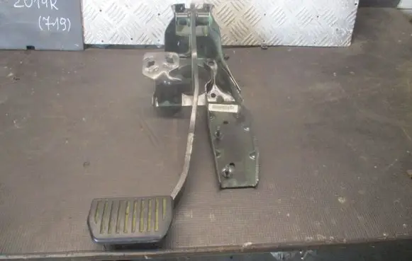 Ford Mondeo MK IV Brake pedal 7G9N2D094RC