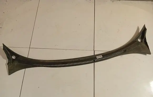 Wiper trim