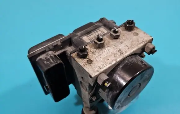 Skoda Fabia Mk2 (5J) ABS Pump 0265800870 IMPRK1419670