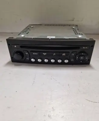 Citroen Jumpy Radio/CD/DVD/GPS head unit 98032839XT