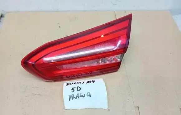Ford Focus Rear/tail lights JX7B-13A602-DC