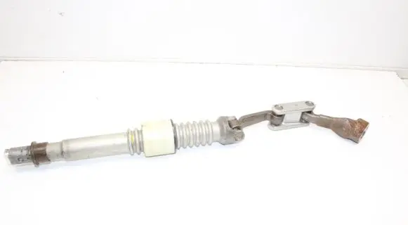 Mercedes-Benz SLK R171 Steering column universal joint 2104620748