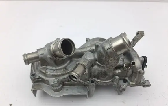 Skoda Octavia Mk4 Water pump 05E121042