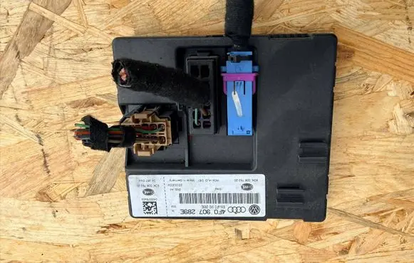 Audi A6 S6 C6 4F Comfort/convenience module 4F0907289E 4F910289E