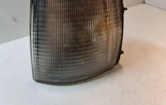 Volkswagen PASSAT B3 Front indicator light 185276B 183314LAT1