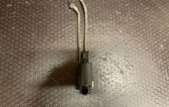 Ford Galaxy Windscreen/windshield washer pump 