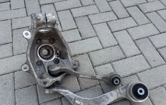 BMW 3 G20 G21 Rear wheel hub 6894667 6878611