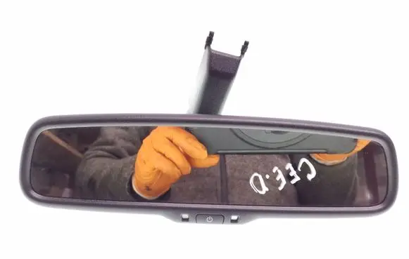 KIA Ceed Rear view mirror (interior) E11026004