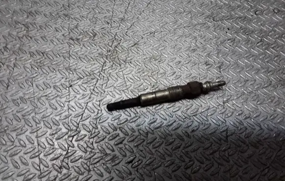 Volkswagen Transporter - Caravelle T4 Glow plug 