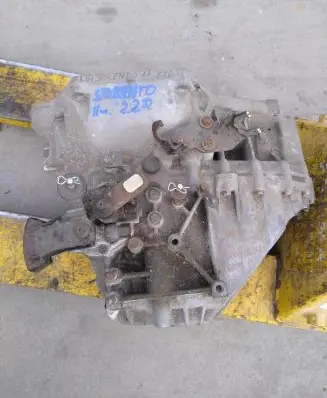 KIA Sorento Manual 6 speed gearbox