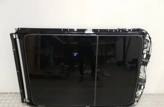 Chrysler Pacifica Sunroof set 68274063AA 30024770
