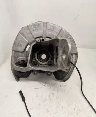 BMW X5 F15 Rear wheel hub 6770984