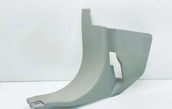 Foot area side trim