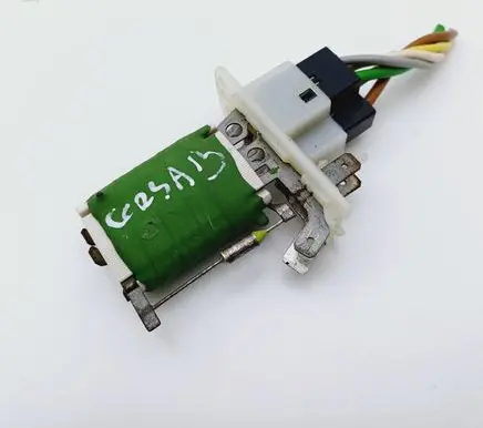 Opel Corsa B Heater blower motor/fan resistor 